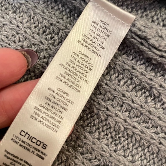 Chico's Sweater Vest grey knit, faux fur trim, size 4 XS open front cardigan - Picture 6 of 9